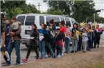Mỹ thúc đẩy việc trục xuất nhanh người xin tị nạn có tiền án