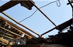 Dông lốc khiến hàng chục ngôi nhà ở thị trấn Lao Bảo bị tốc mái