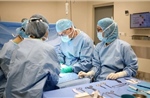 Hàng trăm trẻ em bị dị tật, mắc bệnh lý hiểm nghèo được phẫu thuật, điều trị miễn phí