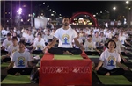Đồng diễn Yoga - Vì một thế giới, một sức khỏe chung