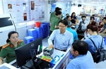 Đồng Nai: Hơn 200 công dân nước ngoài đầu tiên được cấp định danh điện tử mức độ 2