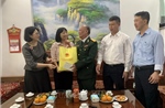 Đoàn đại biểu Quốc hội thành phố Hải Phòng thăm, tặng quà tri ân người có công với cách mạng
