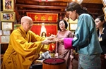 Phu nhân Chủ tịch nước cùng Hoàng hậu Bhutan thăm chùa Trấn Quốc