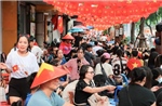 Quân đội tặng hơn 50.000 suất lương khô cho người dân cổ vũ diễu binh, diễu hành