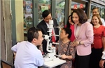 Hà Nội triển khai chương trình &#39;Mắt sáng cho người cao tuổi&#39;