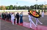 Chủ tịch Quốc hội Cuba vào Lăng viếng Chủ tịch Hồ Chí Minh