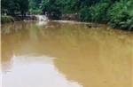 Sạt lở làm vỡ ao cá khiến 2 người chết, 2 người bị thương tại Lào Cai