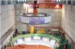 Hạ đặt thành công rotor tổ máy số 2 dự án Thủy điện Hòa Bình mở rộng