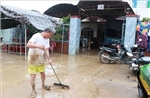Khánh Hòa: Người dân khẩn trương dọn dẹp, ổn định cuộc sống sau lũ