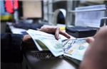 Đồng USD duy trì đà tăng giá phiên thứ tư liên tiếp