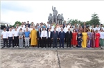 Hành trình 'Về nguồn theo dấu chân Chủ tịch Hồ Chí Minh' tại Lào
