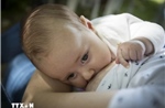 Phát hiện thêm tác dụng thần kì của sữa mẹ