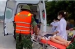 Đưa gấp vào bờ cấp cứu bệnh nhi bị xuất huyết tiêu hóa nặng từ đảo Cát Bà