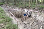 Phát hiện hầm chứa vật liệu nổ trong rừng tràm ở Huế