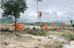 Lai Châu kịp thời khôi phục dòng điện cho nhân dân vùng lũ