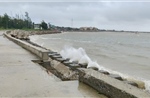 Bão số 4 giảm cường độ, đổi hướng trên vùng biển phía Tây đặc khu Bạch Long Vĩ