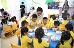 Bữa ăn học đường năm học mới: An toàn từ tâm, sạch từ gốc