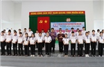 Tiếp thêm động lực để học sinh có hoàn cảnh khó khăn vững bước đến trường