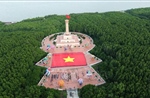Lễ chào cờ đặc biệt ở Đất Mũi