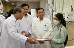 Thăm hỏi gia đình các nạn nhân trong vụ tai nạn khiến 9 người thương vong