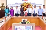 Trưởng Ban Tuyên giáo Trung ương thăm, chúc mừng TTXVN nhân Ngày Báo chí cách mạng Việt Nam