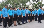 Dâng hương tưởng niệm đồng chí Hoàng Quốc Việt