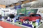 &#39;Xe xanh&#39; tăng tốc, cuộc đua giảm giá chưa hồi kết