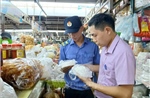 Giám sát chặt an toàn thực phẩm tại các chợ truyền thống