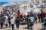 Hamas và Israel bắt đầu trao đổi tù nhân và con tin
