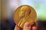 AI và bất bình đẳng giàu nghèo cạnh tranh giải Nobel Kinh tế 2025