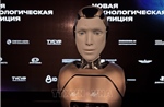Nga &#39;trình làng&#39; robot AI hình người đầu tiên