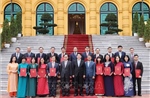 Chủ tịch nước Lương Cường trao quyết định bổ nhiệm Đại sứ Việt Nam tại nước ngoài