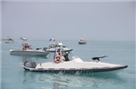 Iran dọa phong tỏa eo biển Hormuz, Mỹ cảnh báo khẩn cấp tàu thuyền