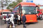 Nhiều hãng xe lớn vẫn giữ nguyên giá vé trước biến động giá nhiên liệu