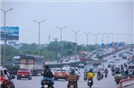 Dòng người hối hả quay trở lại Hà Nội sau dịp nghỉ lễ 30/4 - 1/5