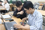 Thí sinh tốp 30% xuất sắc có cơ hội nhận học bổng Chính phủ trước khi nhập học