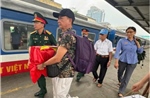 Ngành đường sắt miễn phí 2 vé tàu cho thân nhân đi cùng khi vận chuyển hài cốt liệt sĩ