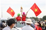 Không khí trước chung kết ASEAN Cup Việt Nam - Thái Lan  'nóng lên' trên nhiều tuyến phố Hà Nội