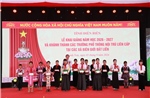 Tủ sách mới ở những ngôi trường nội trú khang trang 