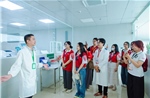 Rèn bản lĩnh nghề nghiệp cho sinh viên khối sức khỏe