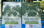 Khai mạc triển lãm và ra mắt sách &#39;Đoàn Văn công Giải phóng R - Một dấu ấn lịch sử&#39;
