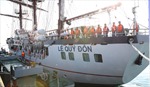 Tàu buồm 286 Lê Quý Đôn rời quân cảng Nha Trang lên đường thăm Singapore