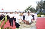 Đảng bộ Vùng 4 Hải quân dâng hương tại Khu tưởng niệm chiến sĩ Gạc Ma
