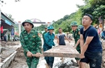 Bộ đội Biên phòng Nghệ An giúp dân khắc phục hậu quả mưa lũ