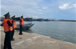 Bộ đội Biên phòng kêu gọi tàu thuyền vào bờ tránh trú bão số 5