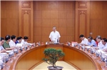 Phát triển kinh tế đi đôi với phát triển văn hóa, con người