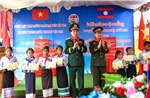 Bộ Quốc phòng Việt Nam - Lào trao học bổng cho học sinh có hoàn cảnh khó khăn nơi biên giới
