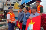 Cảnh sát biển Vùng 3 đồng hành cùng ngư dân huyện Long Đất