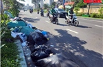 TP Hồ Chí Minh: Rác thải đổ bừa bãi trên nhiều tuyến đường gây ô nhiễm môi trường