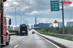 Tháo dỡ dải phân cách trên đường dẫn cao tốc TP Hồ Chí Minh-Long Thành-Dầu Giây để mở rộng làn ô tô